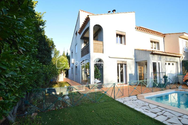 Villa - 180 m² - 7 pièces