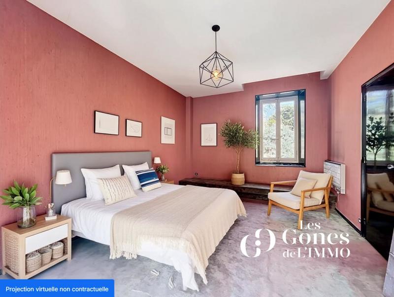 Maison - 246 m² - 6 pièces