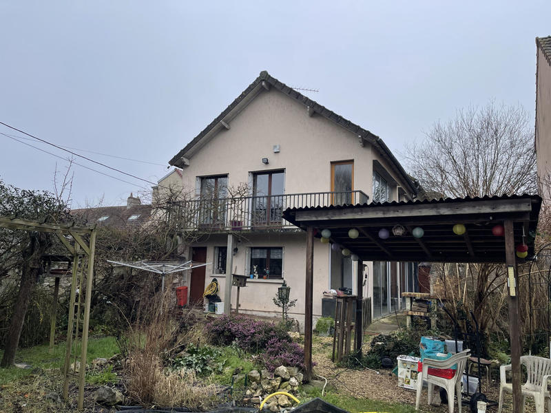 Maison - 179 m² - 7 pièces