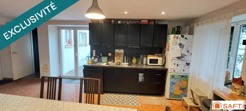 Maison - 240 m² - 9 pièces