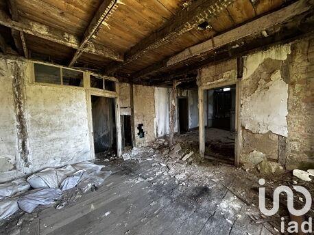 Maison - 330 m² - 6 pièces