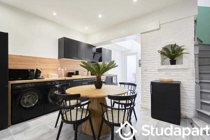 Chambre - 11 m² - 1 pièce