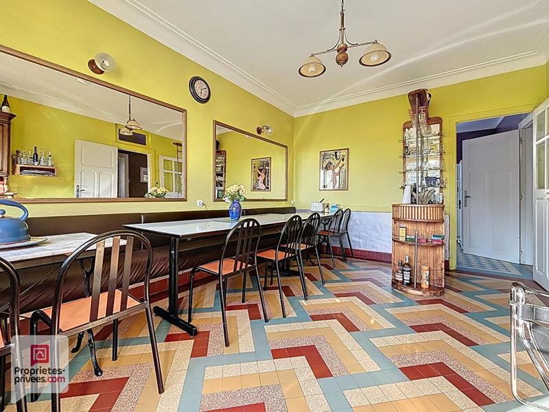 Maison - 167 m² - 7 pièces