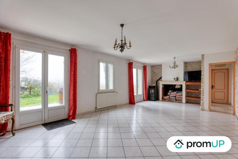 Maison - 270 m² - 7 pièces