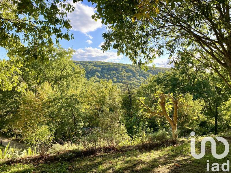 Maison - 204 m² - 8 pièces