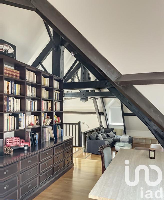 Maison de maîtres - 350 m² - 8 pièces