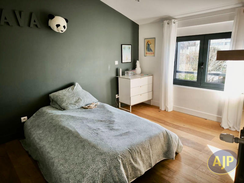 Maison - 175 m² - 5 pièces