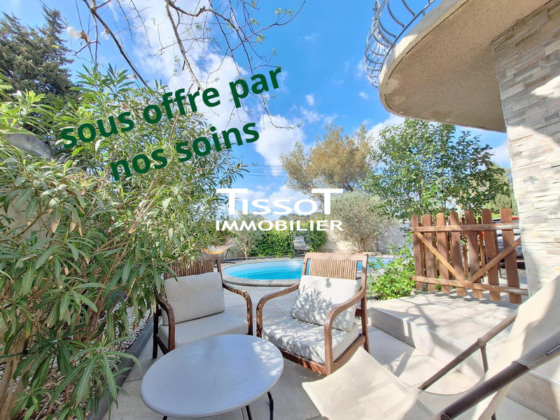 Maison - 193 m² - 6 pièces