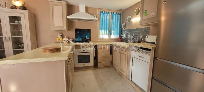 Maison - 98 m² - 6 pièces