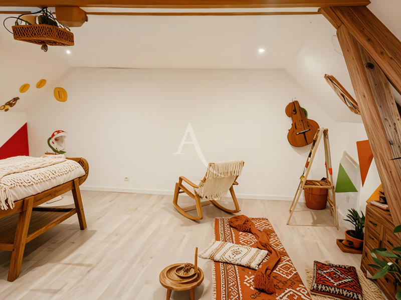 Maison - 177 m² - 6 pièces