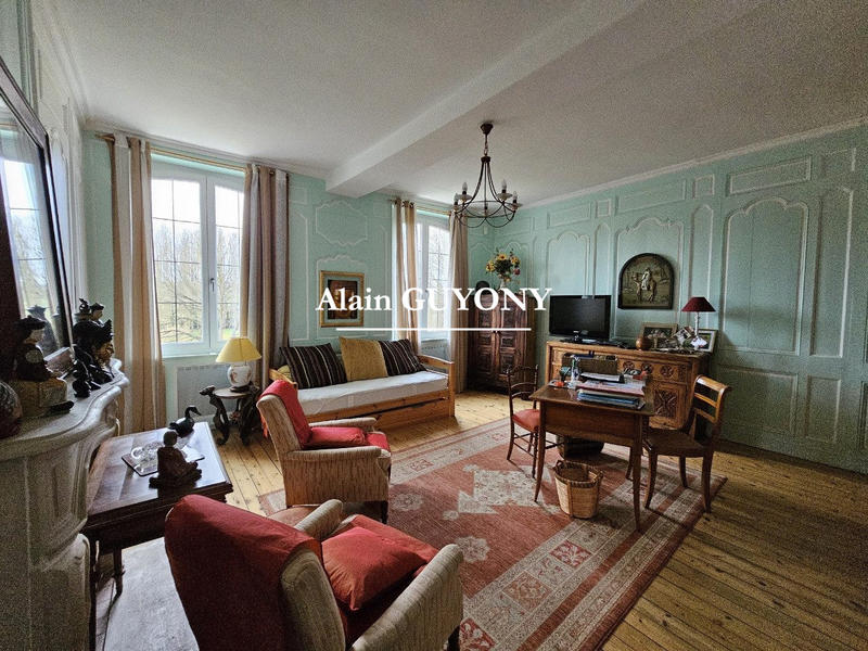 Manoir - 302 m² - 15 pièces