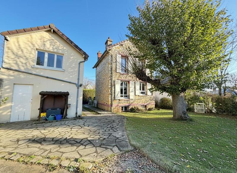 Maison - 115 m² - 6 pièces