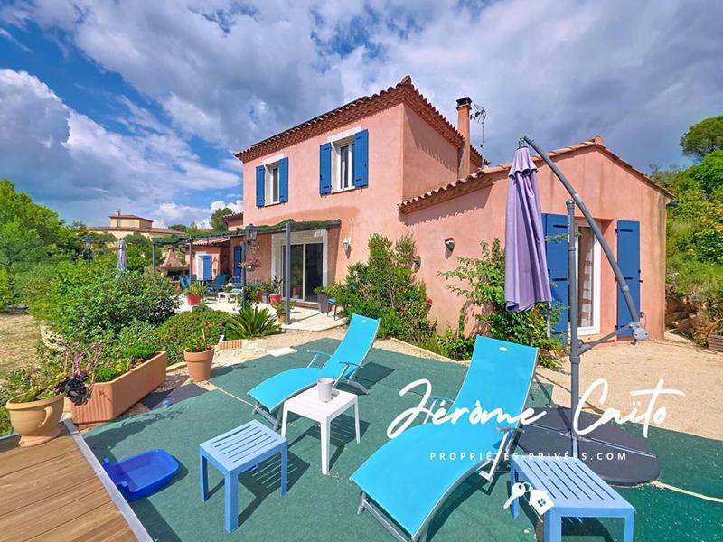 Maison - 152 m² - 6 pièces