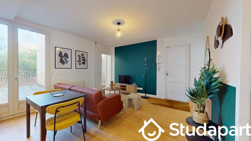 Chambre - 9 m² - 1 pièce