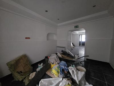 Local commercial - 45 m² - 4 pièces