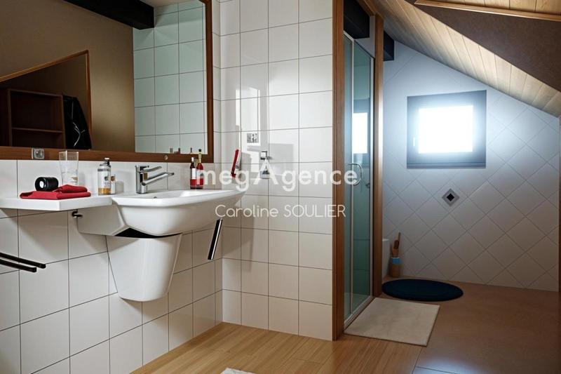 Maison - 190 m² - 6 pièces