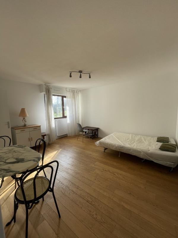 Studio - 28 m² - 1 pièce