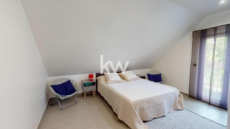 Maison - 309 m² - 10 pièces