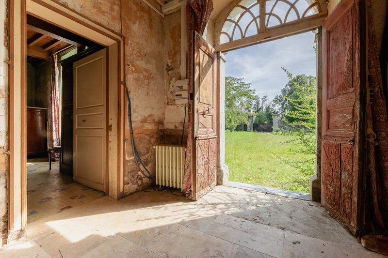 Maison - 264 m² - 7 pièces