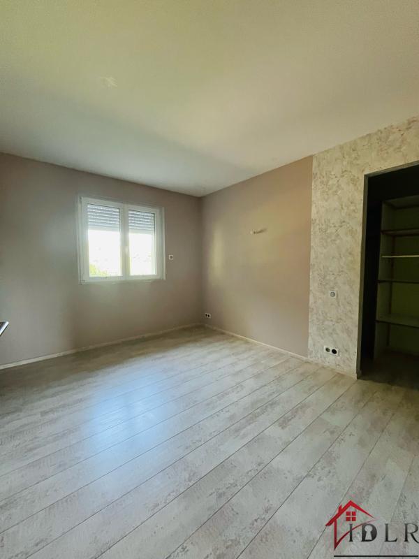 Maison - 240 m² - 7 pièces