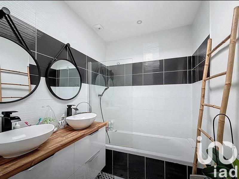 Maison - 88 m² - 4 pièces