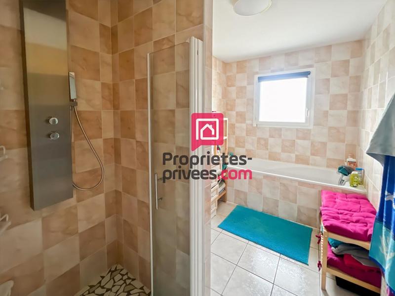 Maison - 101 m² - 6 pièces