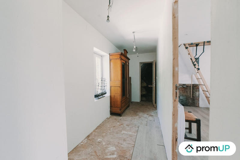 Maison ancienne - 250 m² - 4 pièces