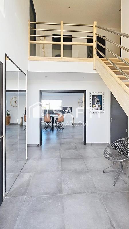 Maison - 161 m² - 5 pièces