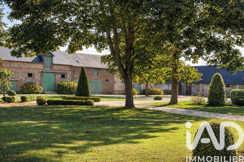 Maison - 236 m² - 7 pièces