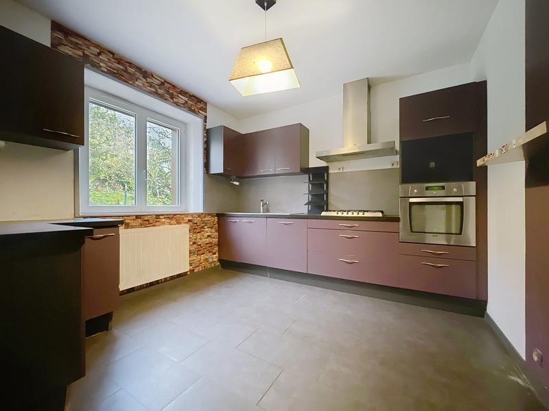 Maison traditionnelle - 138 m² - 6 pièces