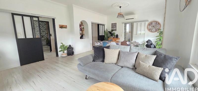 Maison - 241 m² - 7 pièces