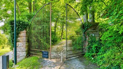 Maison de maîtres - 241 m² - 6 pièces