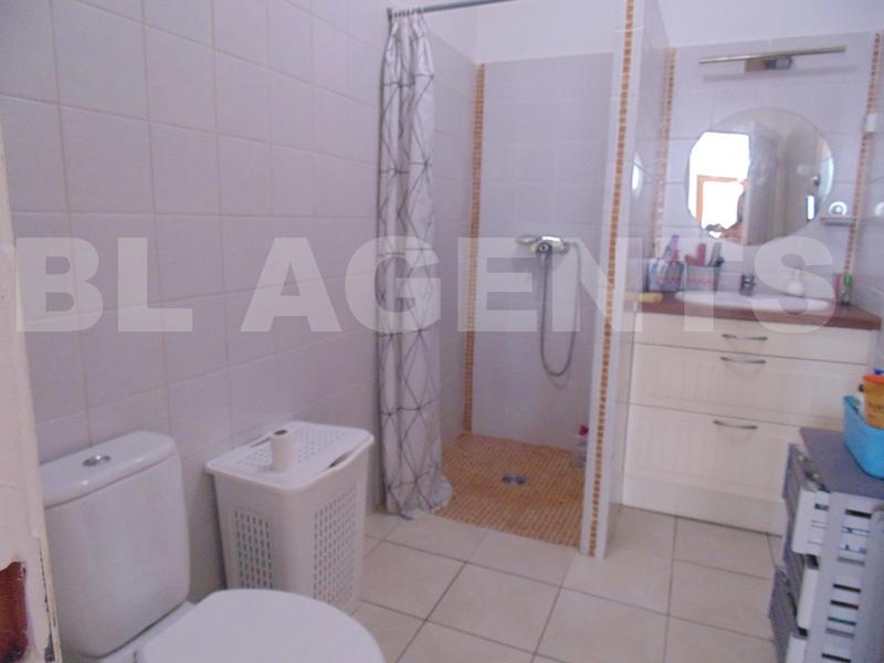 Maison - 240 m² - 6 pièces