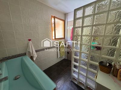 Maison - 160 m² - 6 pièces