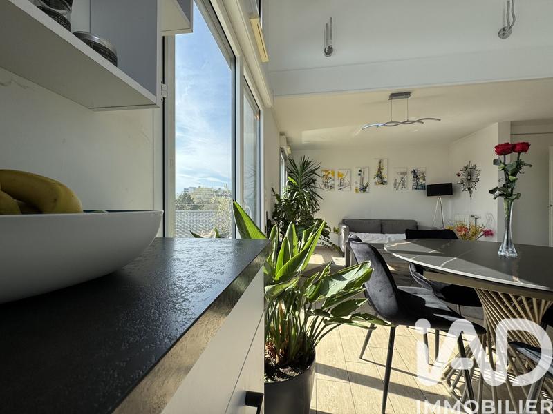 Appartement - 95 m² - 5 pièces