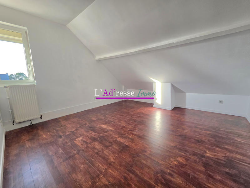 Maison - 169 m² - 8 pièces