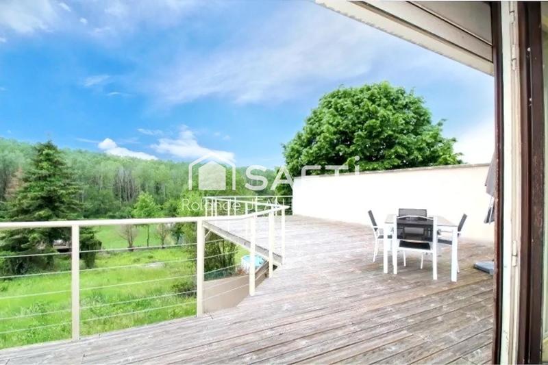 Maison - 182 m² - 6 pièces