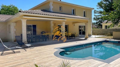 Maison - 193 m² - 5 pièces