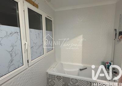 Maison - 104 m² - 5 pièces