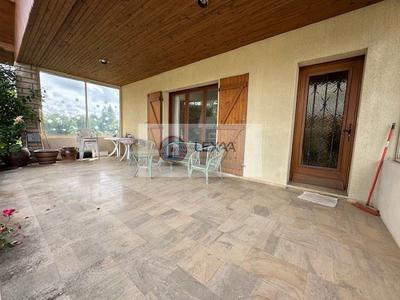 Maison - 165 m² - 5 pièces