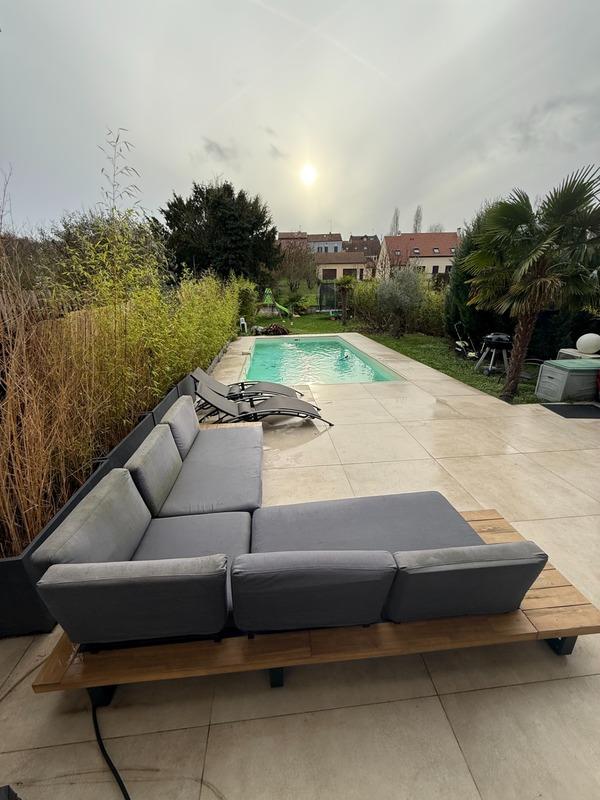 Maison - 253 m² - 11 pièces