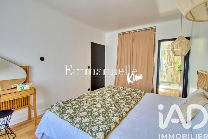 Maison - 270 m² - 10 pièces