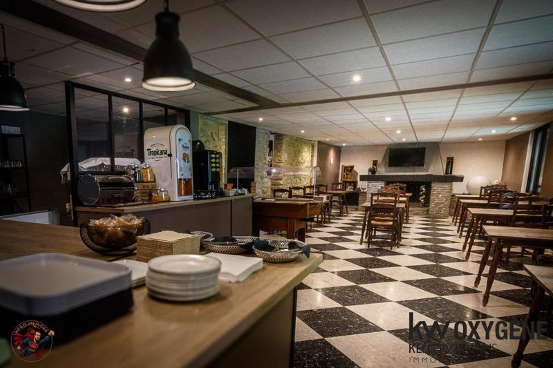 Local commercial - 700 m² - 20 pièces