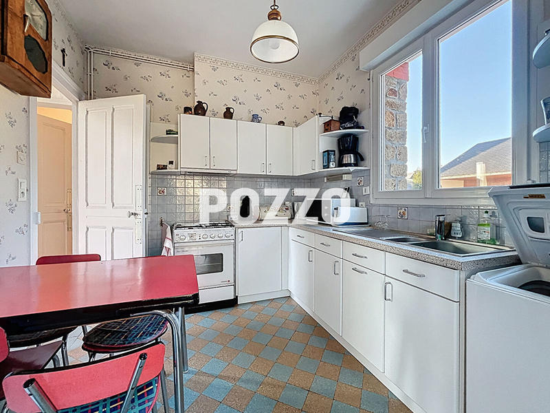 Maison - 86 m² - 6 pièces