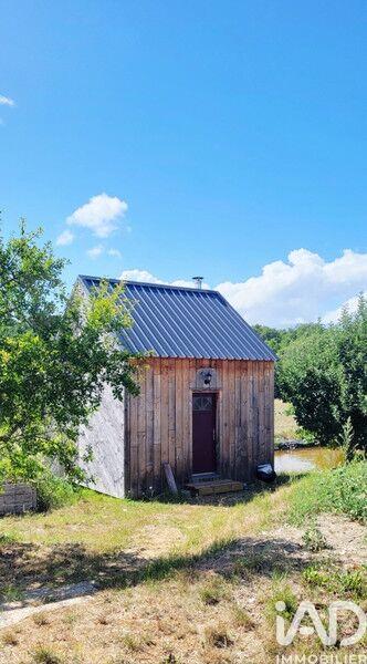 Maison - 299 m² - 15 pièces