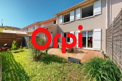 Maison - 96 m² - 5 pièces