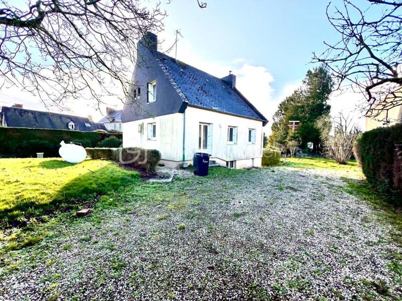 Maison - 111 m² - 5 pièces