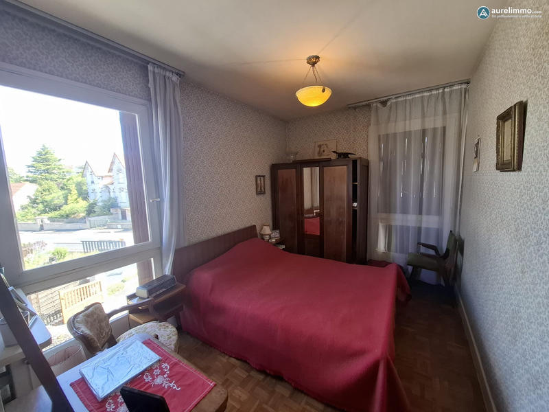 Maison - 200 m² - 7 pièces