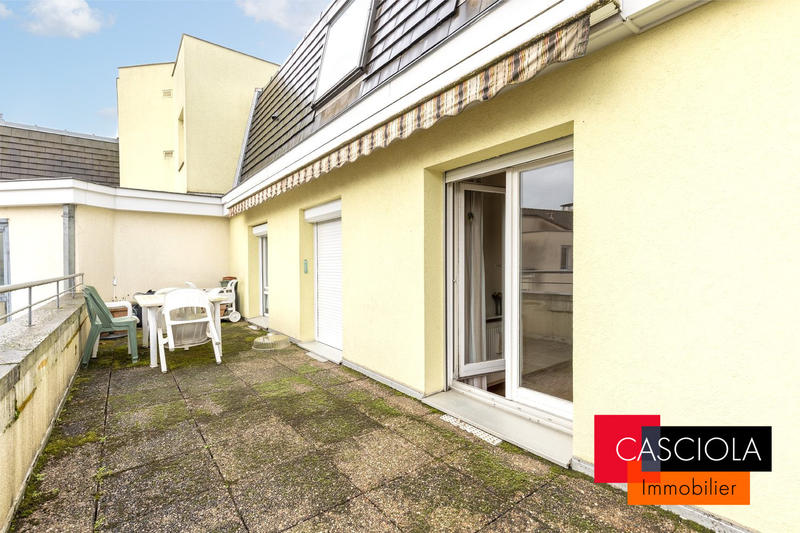 Appartement - 136 m² - 5 pièces