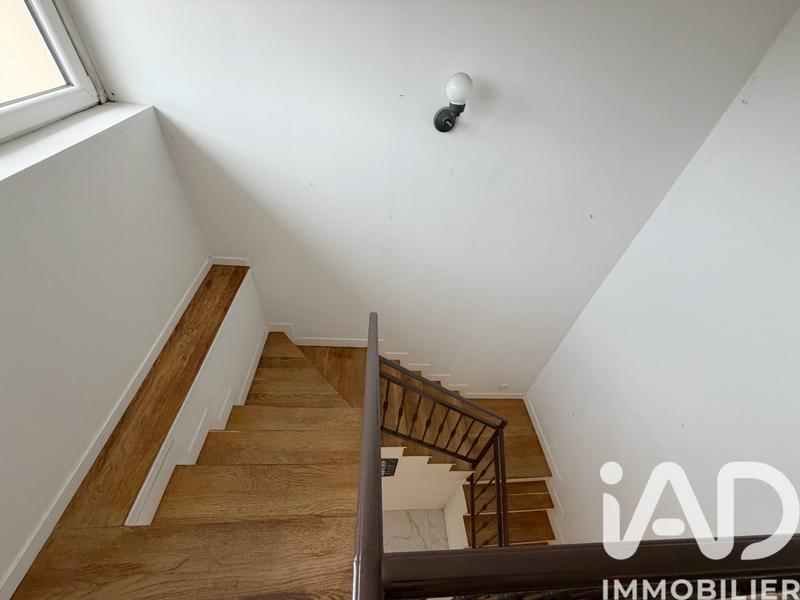 Maison - 128 m² - 7 pièces